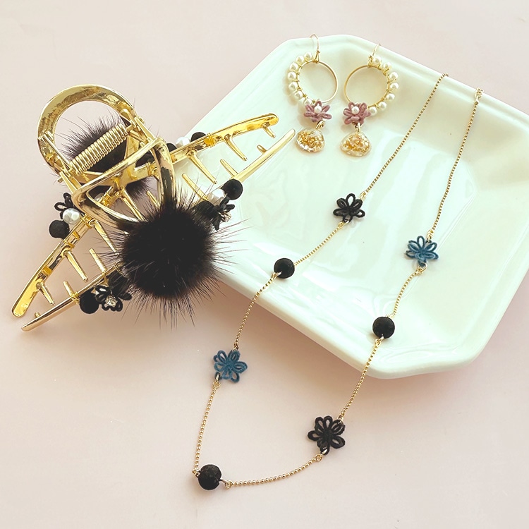 Fuwafuwa Bloom Accessories | ビーズ・パーツなどのハンドメイド