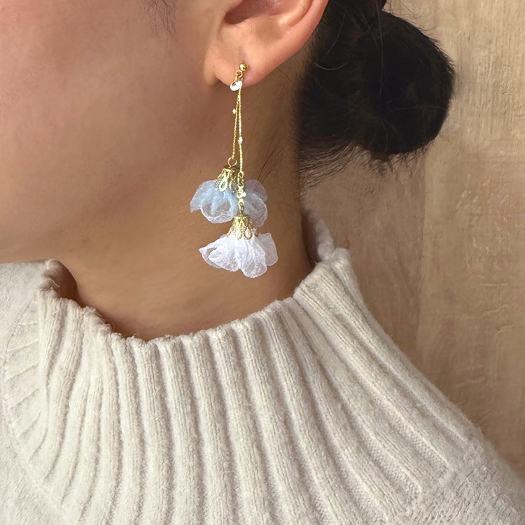 オーガンジーフラワーのアクセサリー | ビーズ・パーツなどの