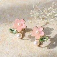 order‼︎ ハンドメイドイヤリング❤️ E-733) 封入フラワースクエアイヤリング / ニッケルフリー | ビーズ