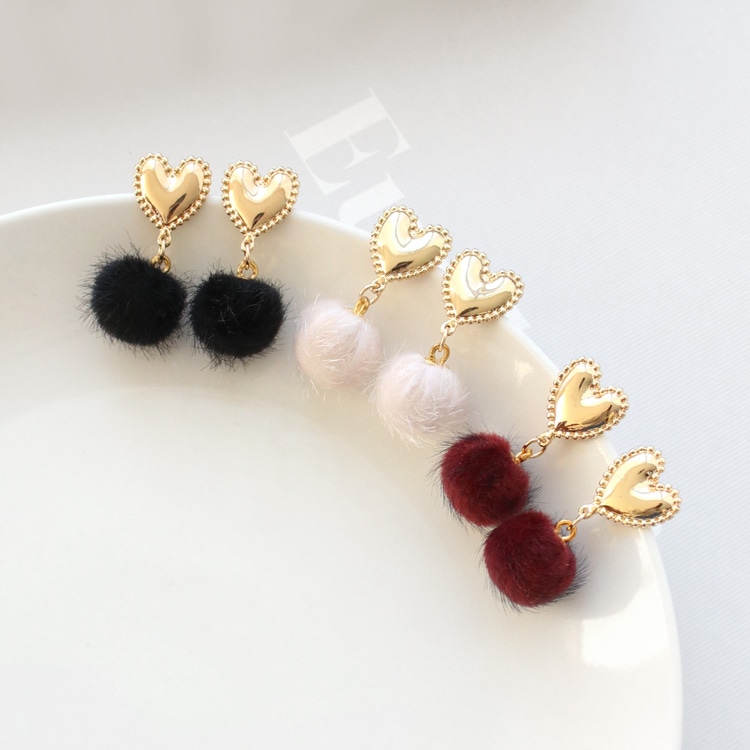 P-1164) ハート×ファーボールチタンピアス | ビーズ・パーツなどの