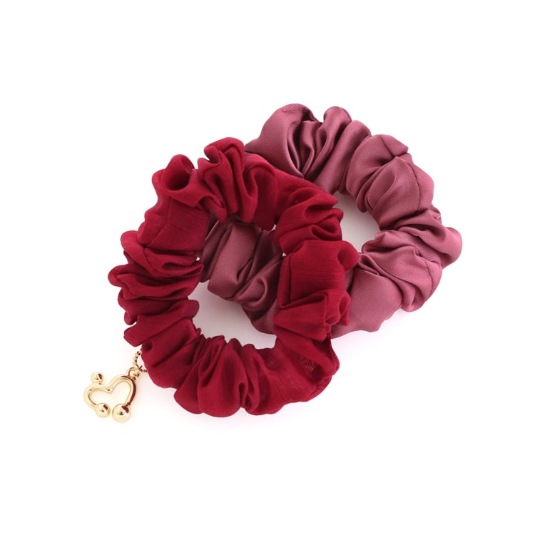 S-680) ハートチャーム付シュシュ | ビーズ・パーツなどのハンドメイド