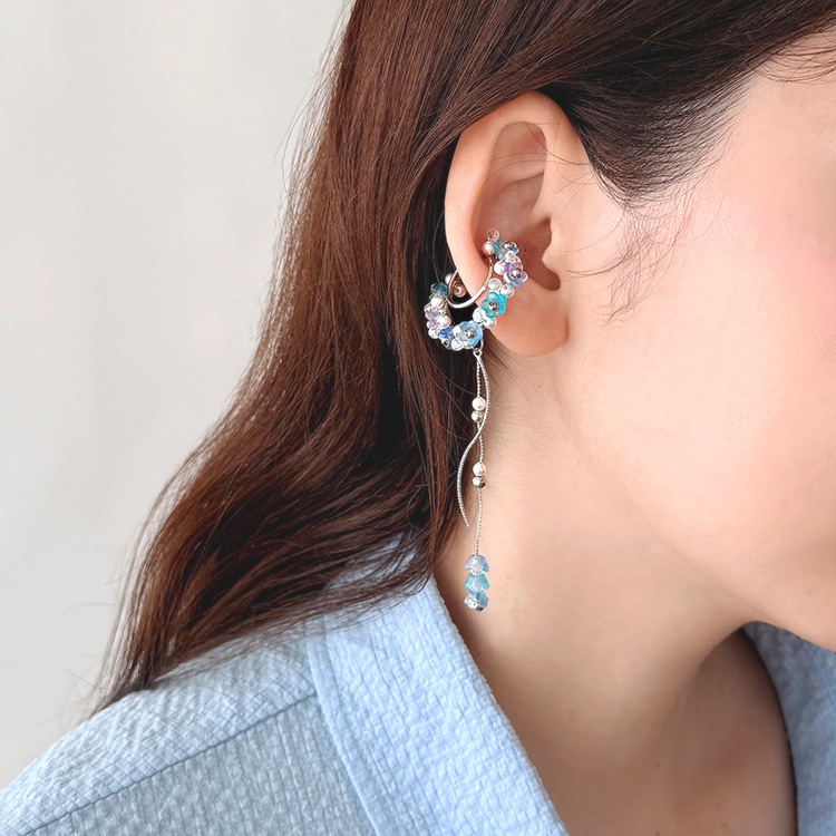 アクリルフラワー 5弁花 BU 約5.5×6mm｜樹脂素材パーツ【パーツクラブ