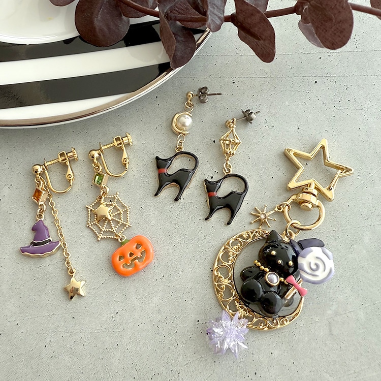 チャーム / 黒猫（エポ入） / BK・G5 | ビーズ・パーツなどの