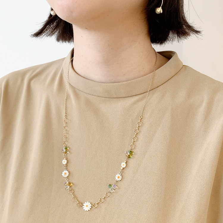 シェルパーツ フラワー（通し穴） WH 約10mm｜天然素材・アクセサリー