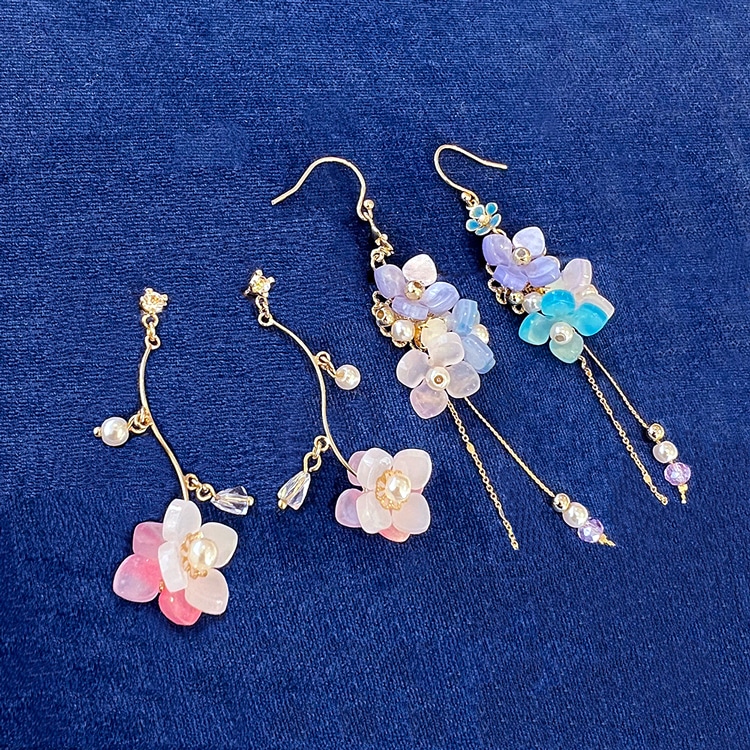 アクリルフラワー 4弁花 PK 約12mm｜樹脂素材パーツ【パーツクラブ