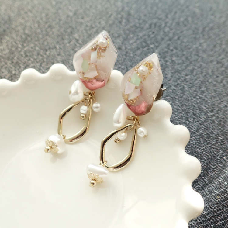 樹脂パール バロック WH 約3mm｜パール素材・アクセサリーパーツ